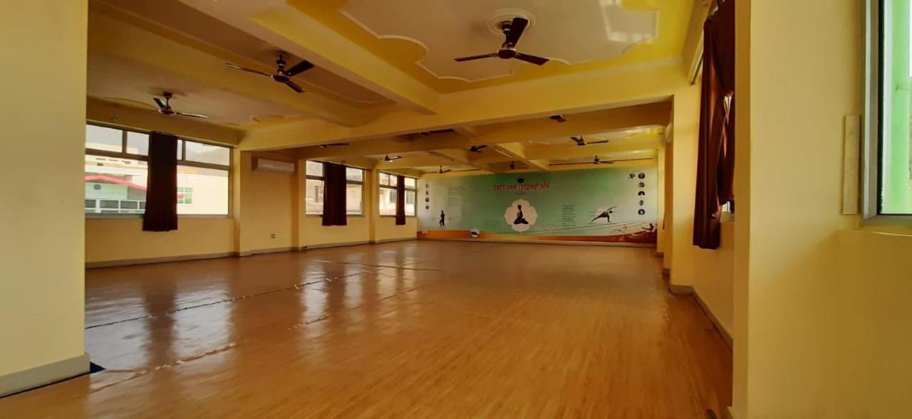 New Krishna Cottage ริชิเคช ภายนอก รูปภาพ